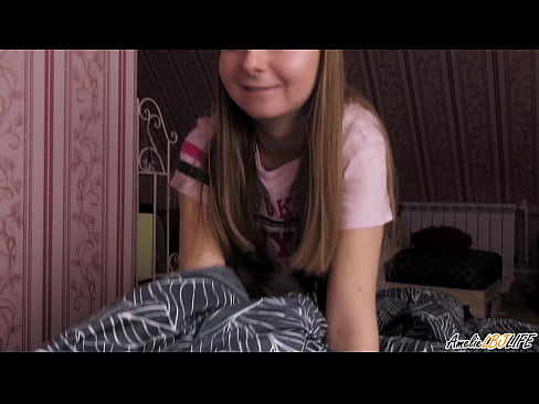 ❤️ Blondinka globoko sesa svojega prijatelja in dobi spermo v usta Sex video na sl.qizpornolar.ru